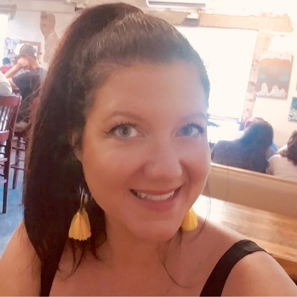 Meet your Posher, Brandi